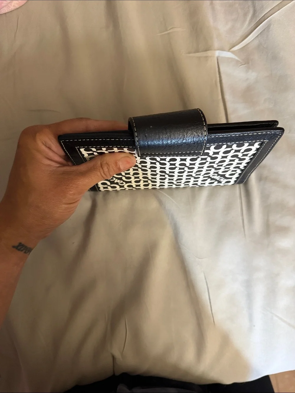 Coach Penelope Op Art Agenda or check book/ passport holder